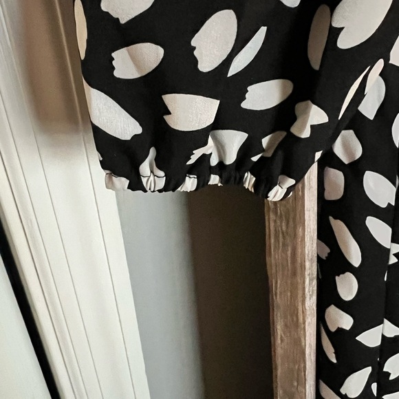 SHEIN dress size 4XL - Picture 5 of 6